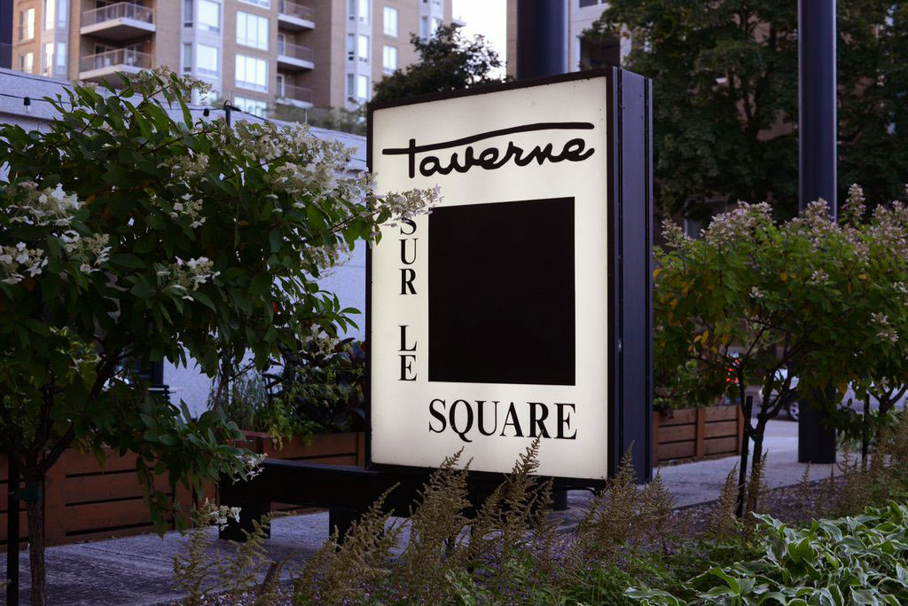Taverne sur le Square